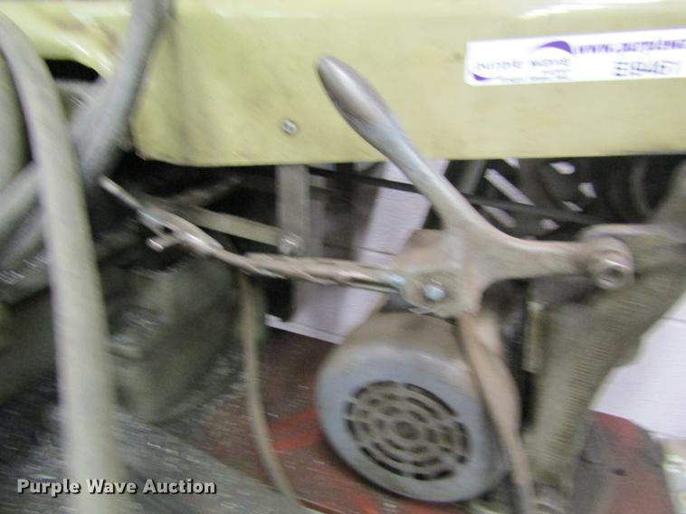 image for item EI9461 Southbend CL0670R metal lathe