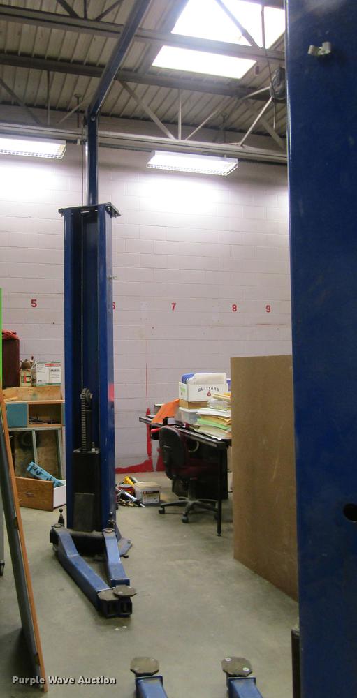 image for item EI9463 Maximizer two post car lift