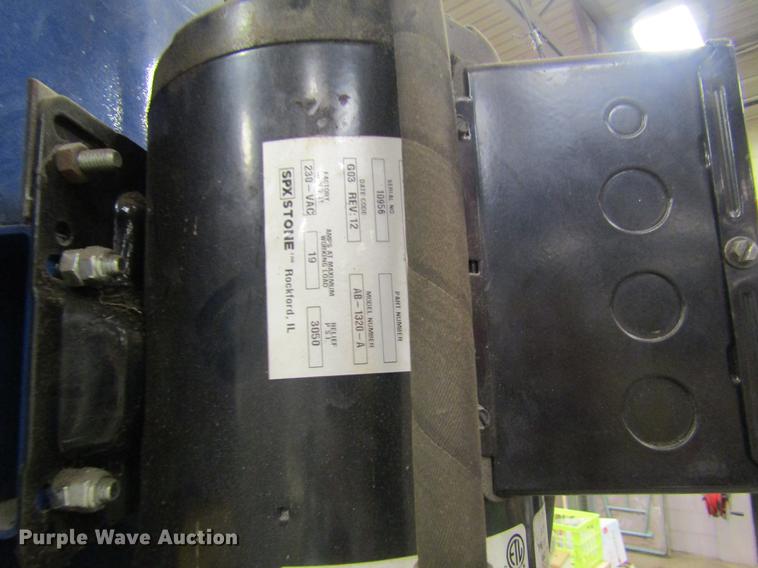 image for item EI9463 Maximizer two post car lift