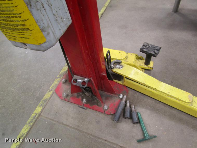 image for item EI9465 Ammco SU210SR1 two post car lift