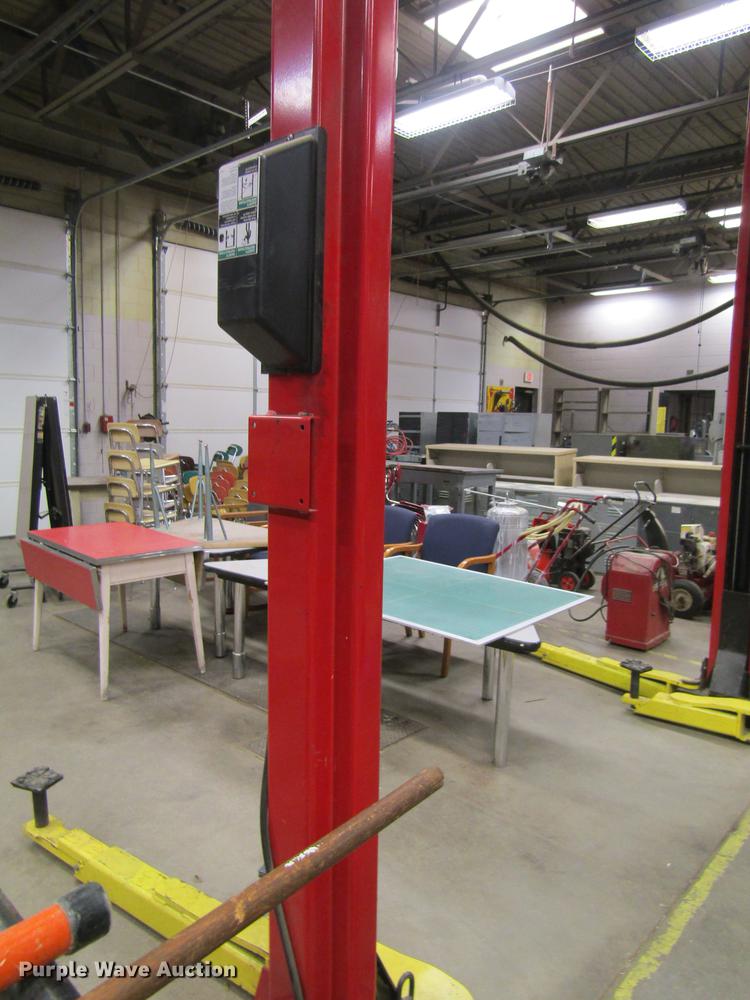 image for item EI9465 Ammco SU210SR1 two post car lift