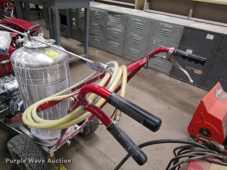 image for item EI9471 Line paint sprayer