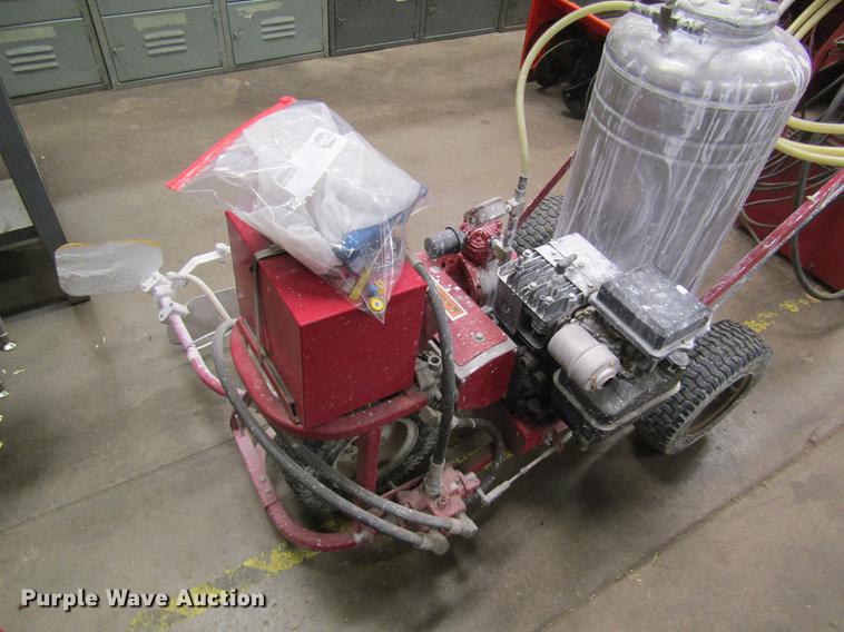 image for item EI9471 Line paint sprayer