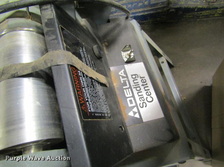 image for item EI9477 Delta sanding center