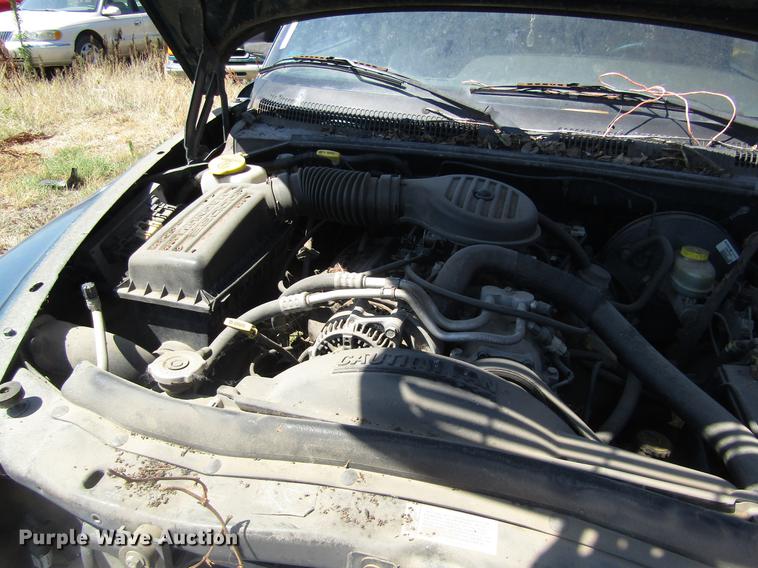 image for item EI9493 1997 Dodge Dakota Club Cab pickup truck