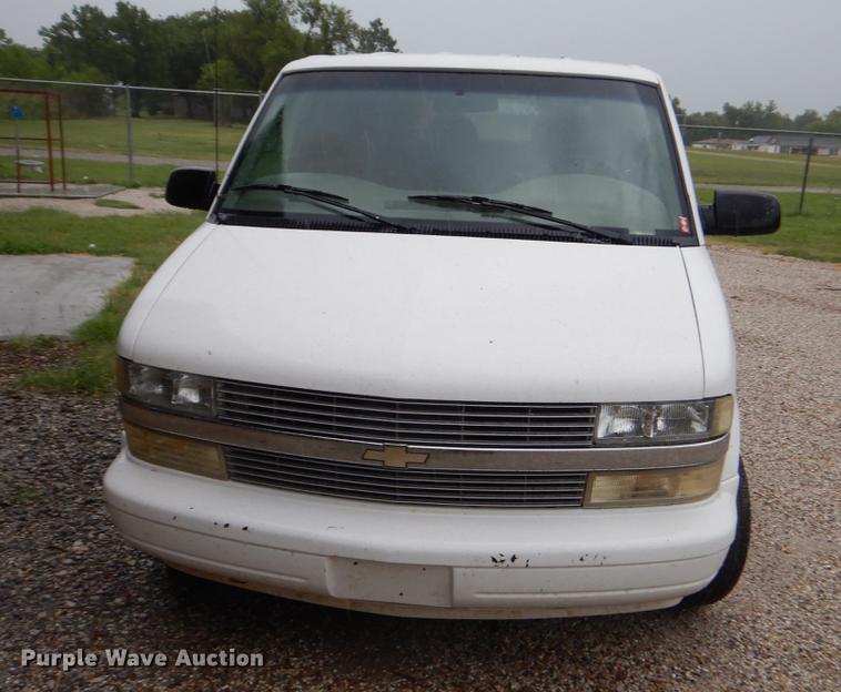 image for item EK9607 2005 Chevrolet Astro van