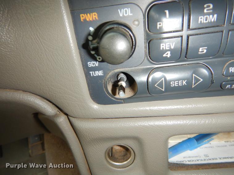 image for item EK9607 2005 Chevrolet Astro van