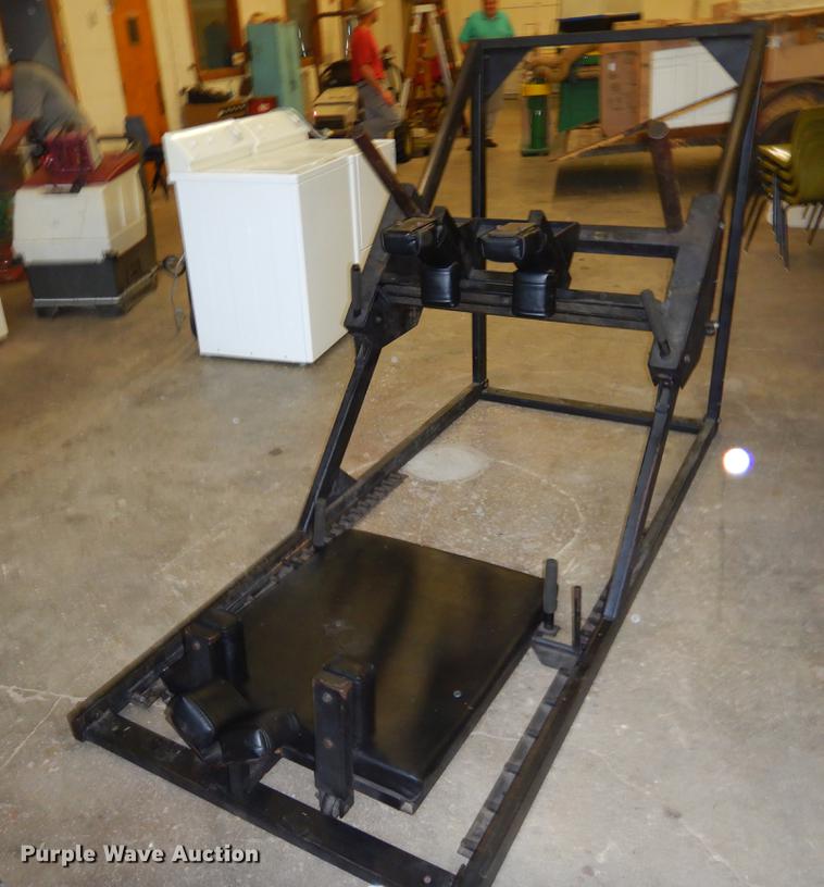 image for item EK9610 Leg press machine