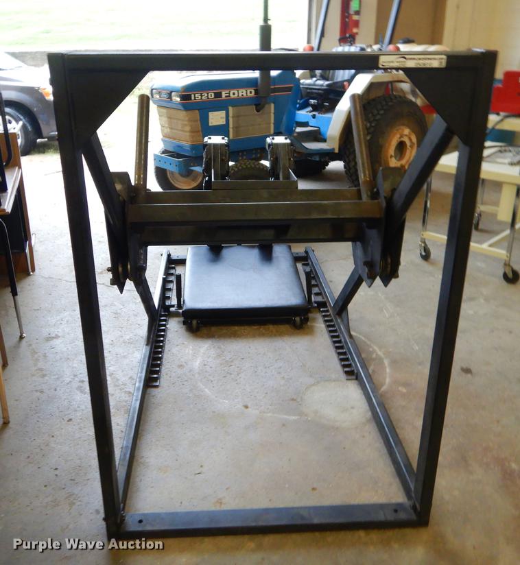 image for item EK9610 Leg press machine