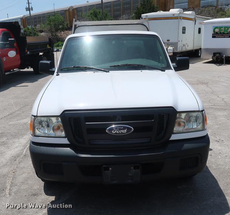 image for item EP9406 2006 Ford Ranger SuperCab pickup truck