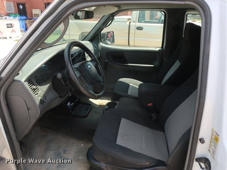 image for item EP9406 2006 Ford Ranger SuperCab pickup truck