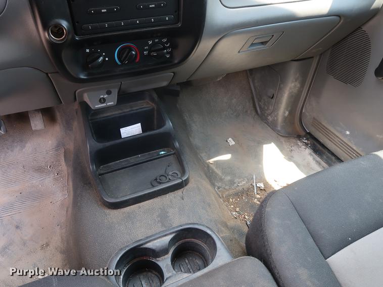 image for item EP9406 2006 Ford Ranger SuperCab pickup truck