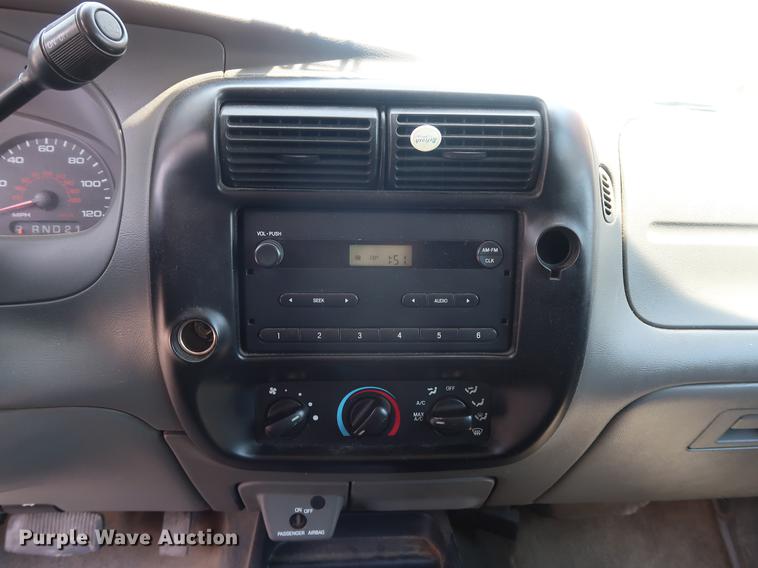 image for item EP9406 2006 Ford Ranger SuperCab pickup truck