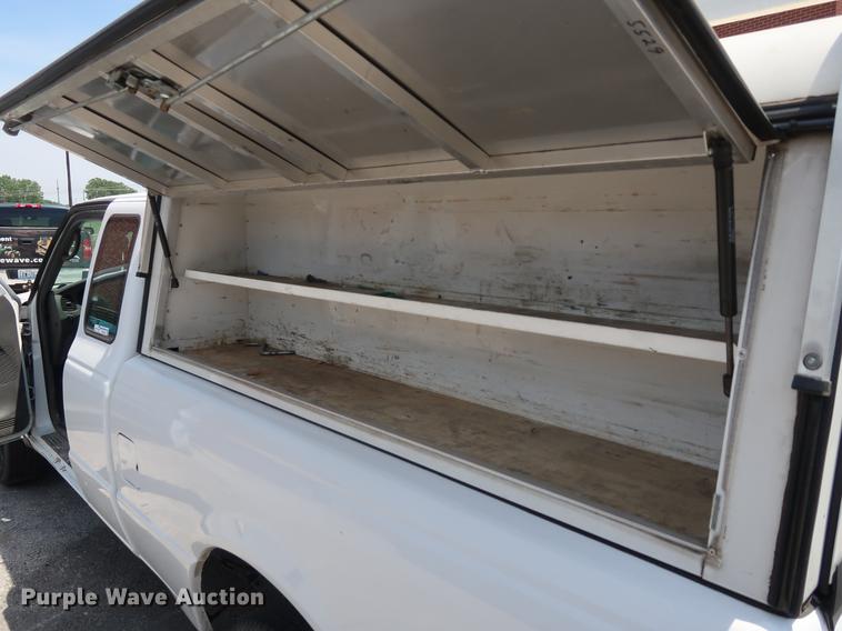 image for item EP9406 2006 Ford Ranger SuperCab pickup truck