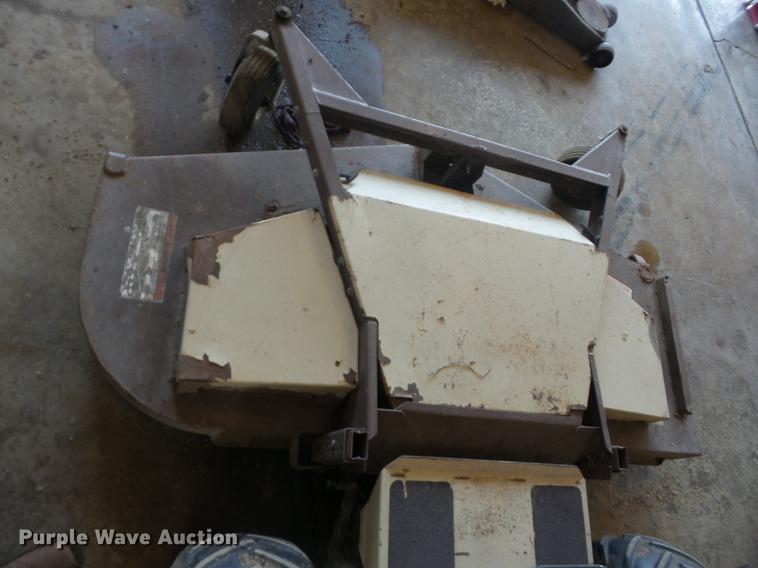 image for item K6268 1993 Grasshopper 725 lawn mower