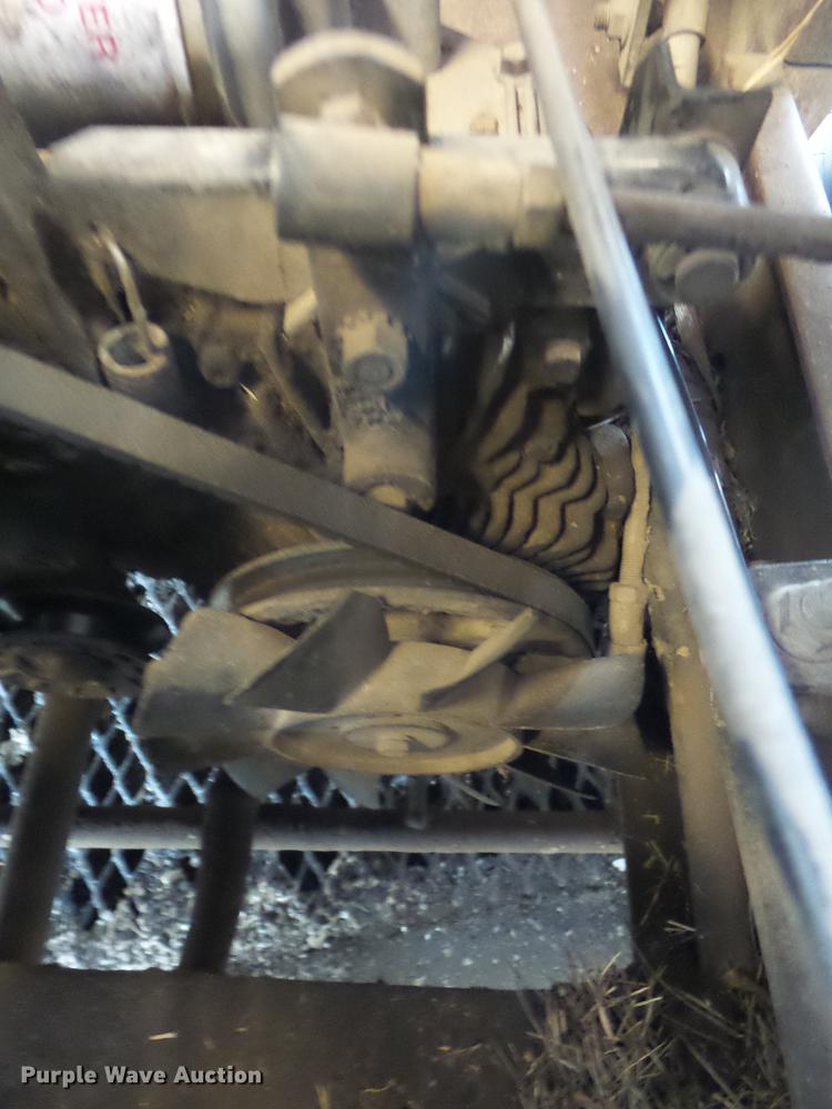 image for item K6268 1993 Grasshopper 725 lawn mower