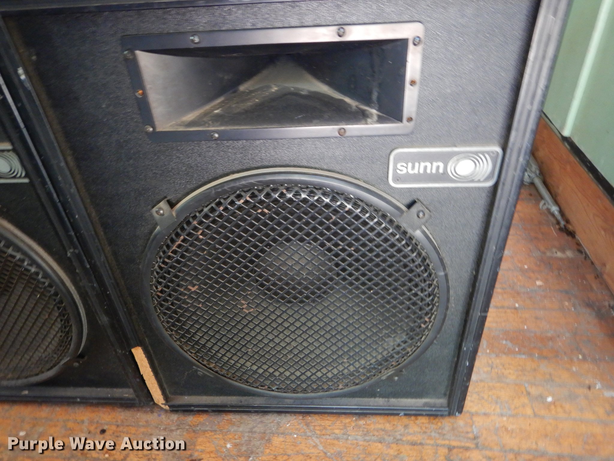(2) Sunn 6M speakers in Miltonvale, KS Item EK9383 sold Purple Wave