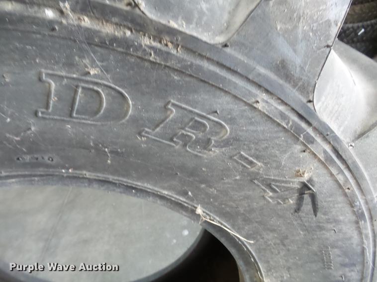 image for item CD9556 (4) tires