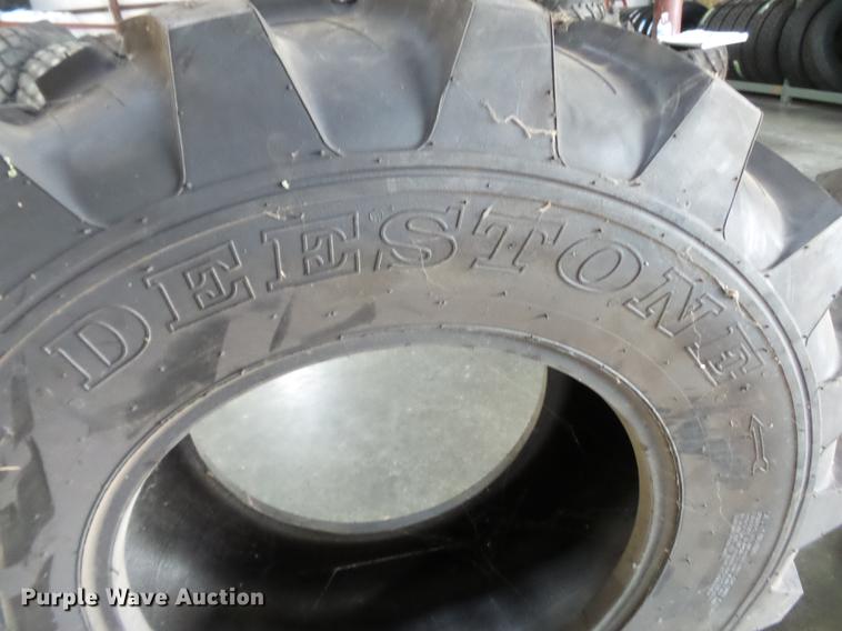 image for item CD9556 (4) tires