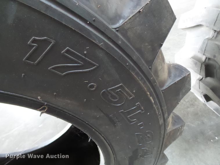 image for item CD9556 (4) tires