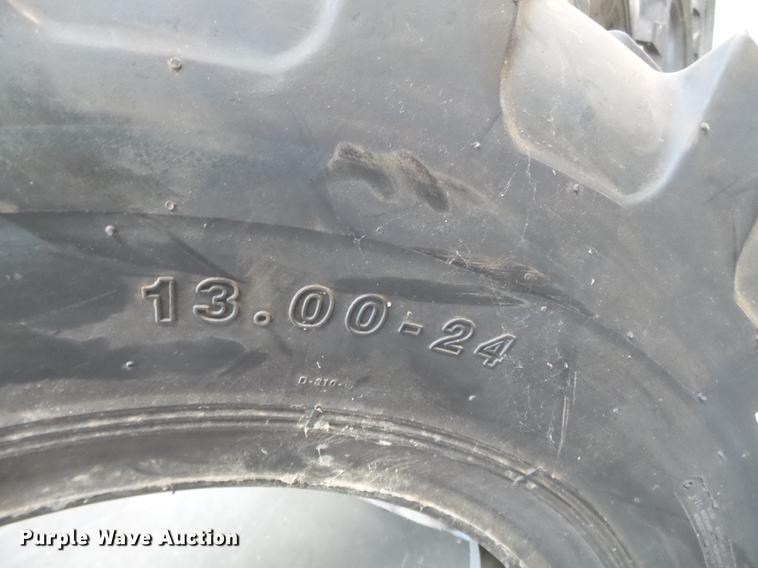 image for item CD9556 (4) tires