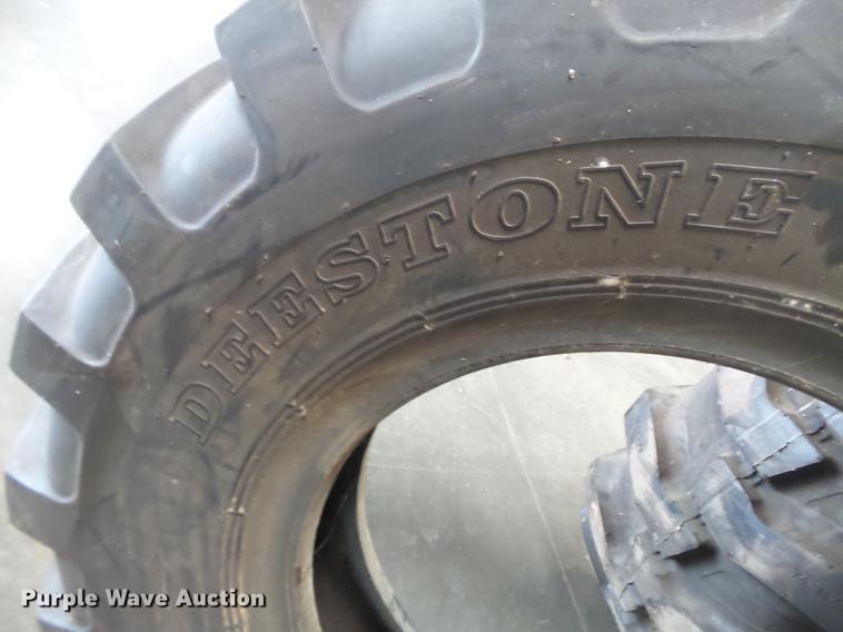 image for item CD9556 (4) tires