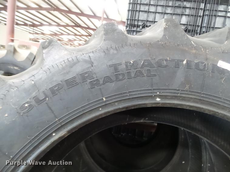 image for item CD9561 (5) tires