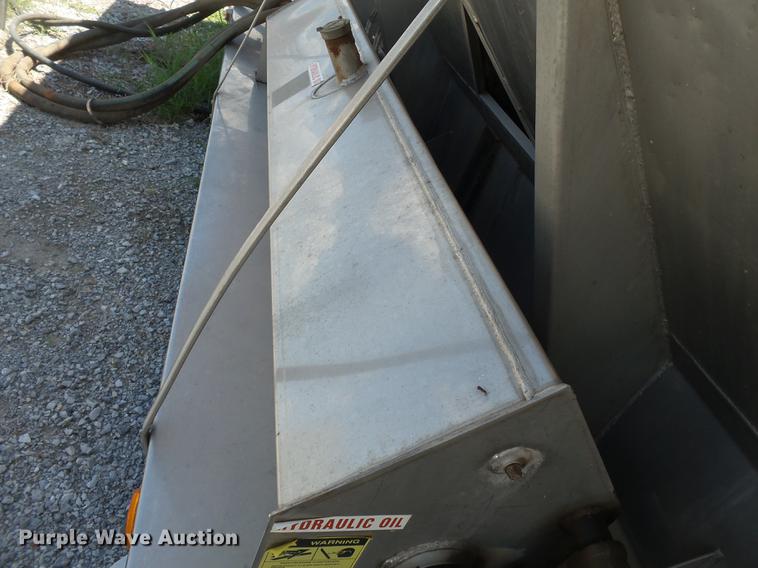 image for item DB7093 Adams 600T fertilizer tender bed