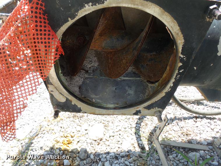 image for item DB7093 Adams 600T fertilizer tender bed