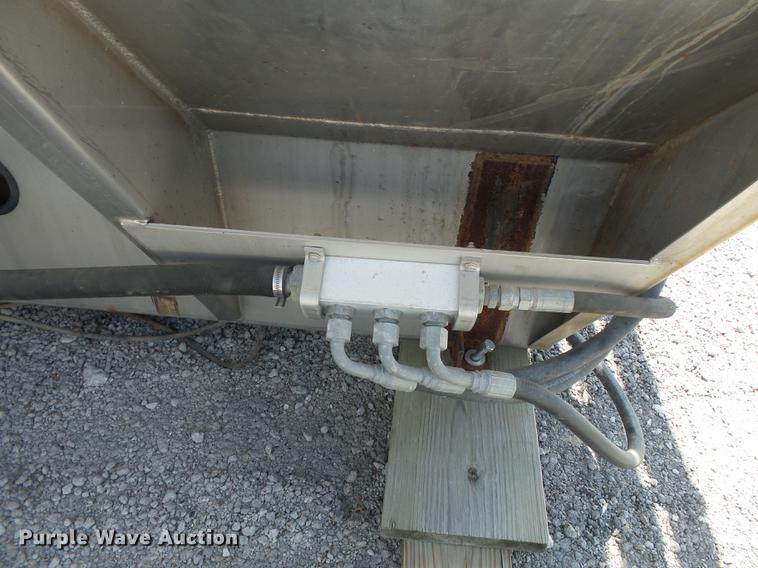 image for item DB7094 Adams 600T fertilizer tender bed