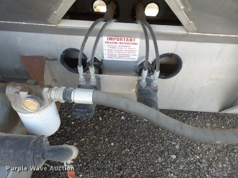 image for item DB7095 Adams 600T fertilizer tender bed