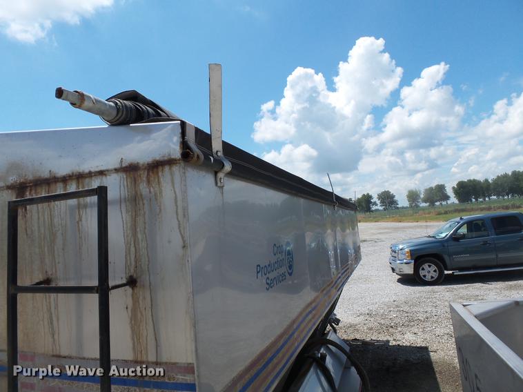 image for item DB7095 Adams 600T fertilizer tender bed