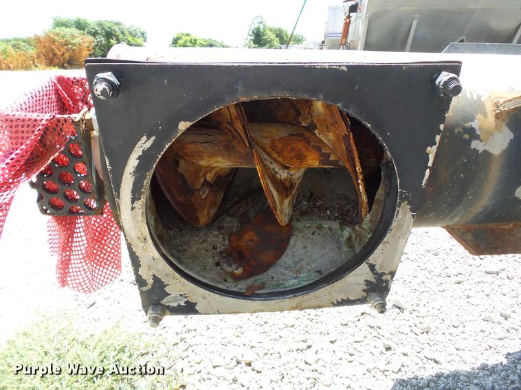 image for item DB7095 Adams 600T fertilizer tender bed