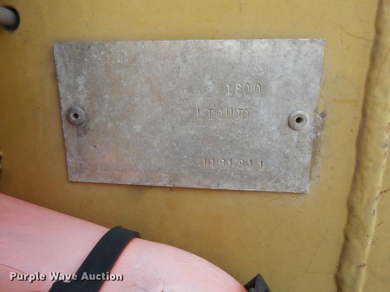 image for item DC1227 2002 Ag-Chem TerraGator 8104 sprayer