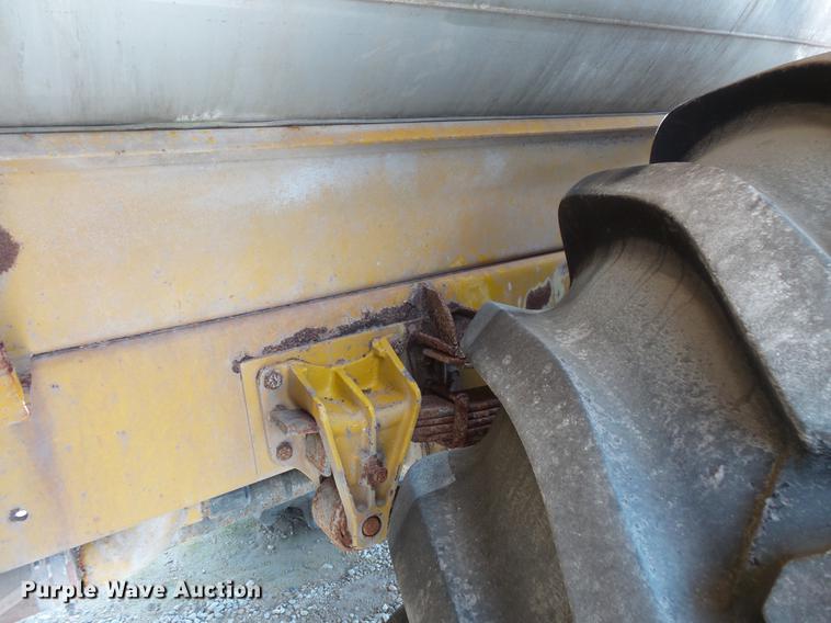 image for item DC1227 2002 Ag-Chem TerraGator 8104 sprayer