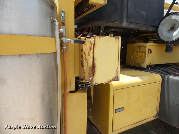 image for item DC1227 2002 Ag-Chem TerraGator 8104 sprayer