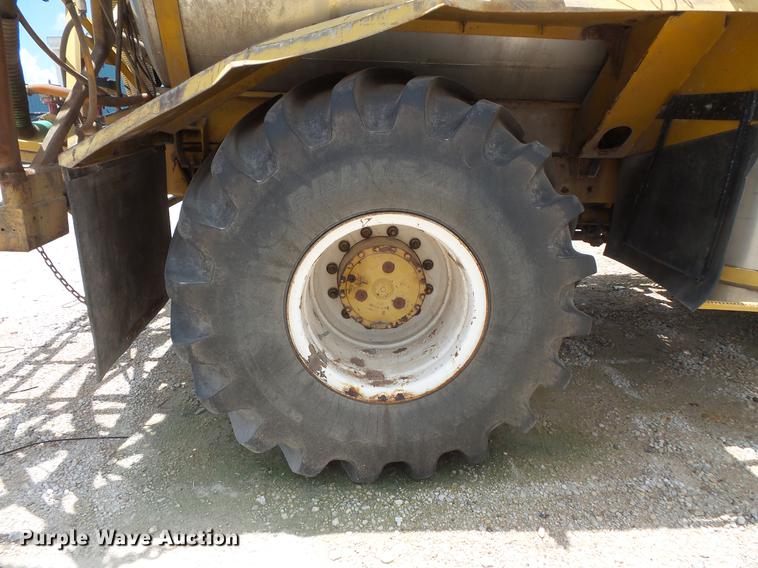 image for item DC1227 2002 Ag-Chem TerraGator 8104 sprayer