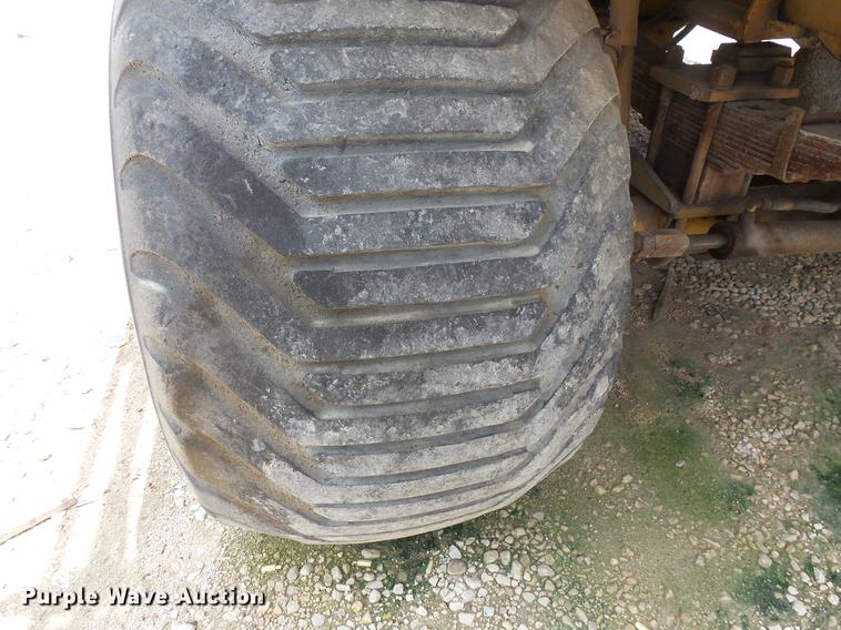 image for item DC1227 2002 Ag-Chem TerraGator 8104 sprayer