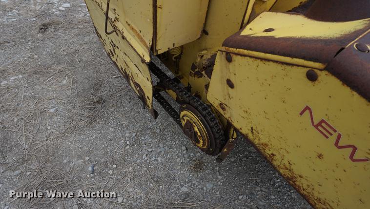 image for item DD7766 1982 New Holland 892 forage harvester