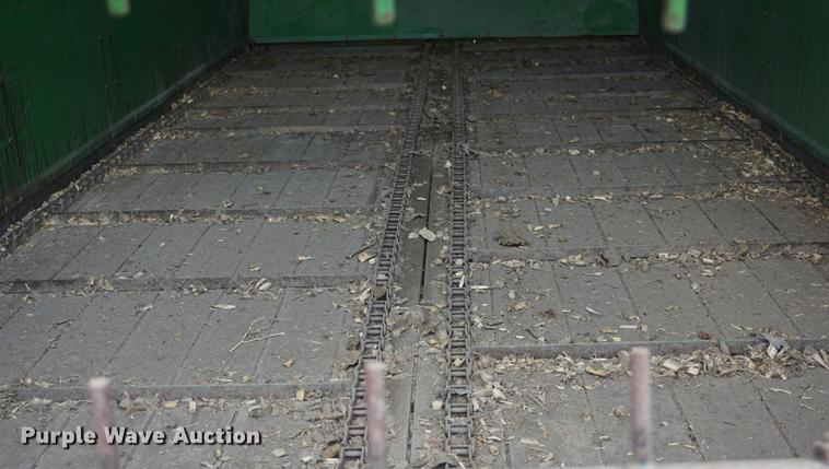 image for item DD7767 John Deere 716A silage wagon