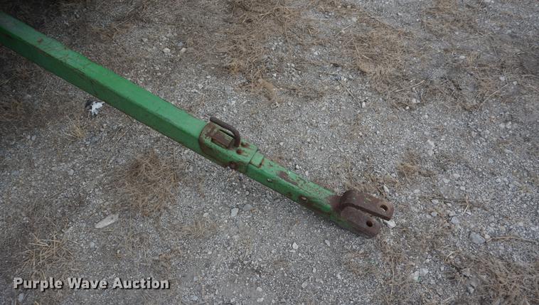 image for item DD7768 John Deere 716A silage wagon