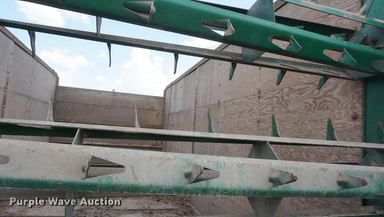 image for item DD7769 Badger BN950 feed wagon