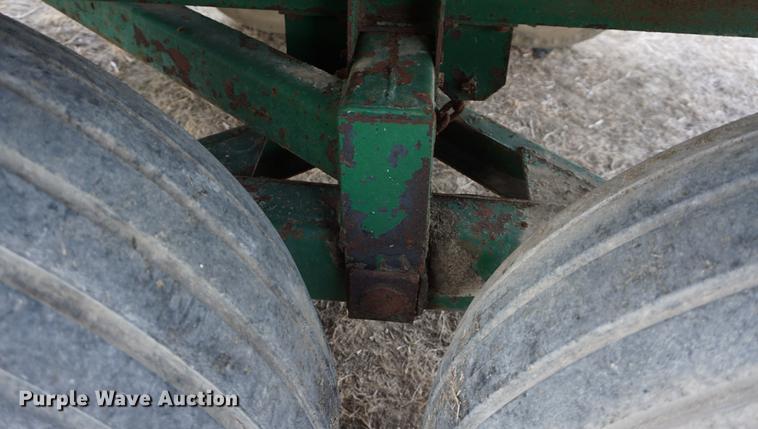 image for item DD7769 Badger BN950 feed wagon