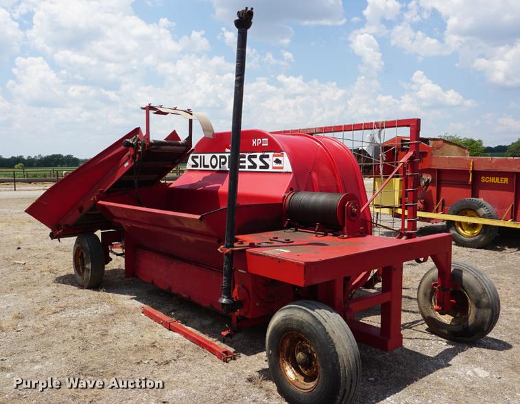 image for item DD7770 Silopress XPIII silage bagger