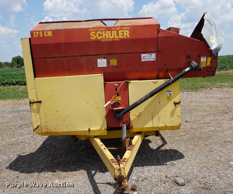 image for item DD7771 Schuler 175CM Cycle Mix feed wagon