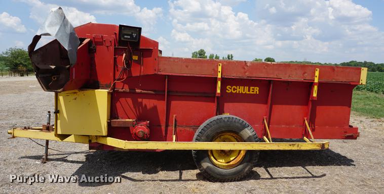image for item DD7771 Schuler 175CM Cycle Mix feed wagon
