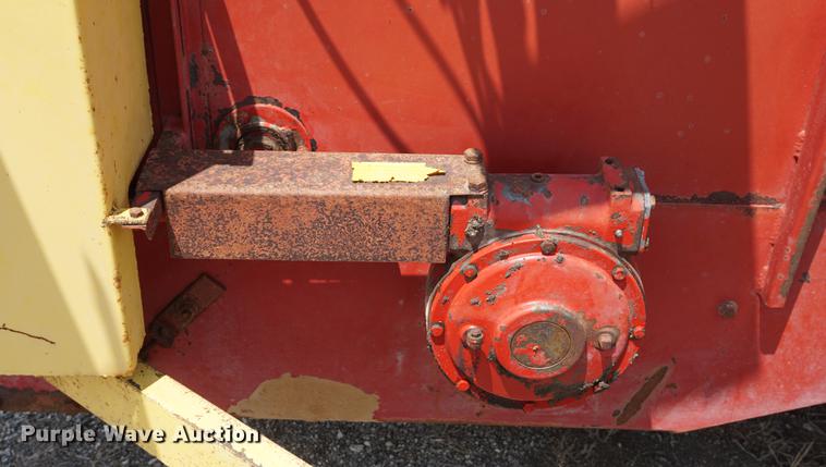 image for item DD7771 Schuler 175CM Cycle Mix feed wagon