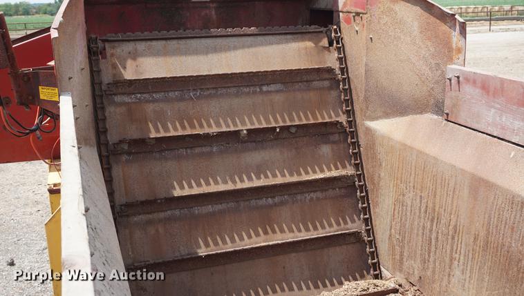 image for item DD7771 Schuler 175CM Cycle Mix feed wagon