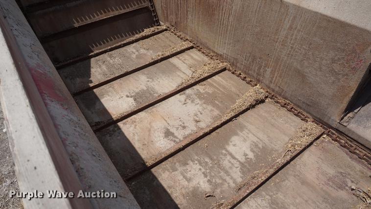 image for item DD7771 Schuler 175CM Cycle Mix feed wagon