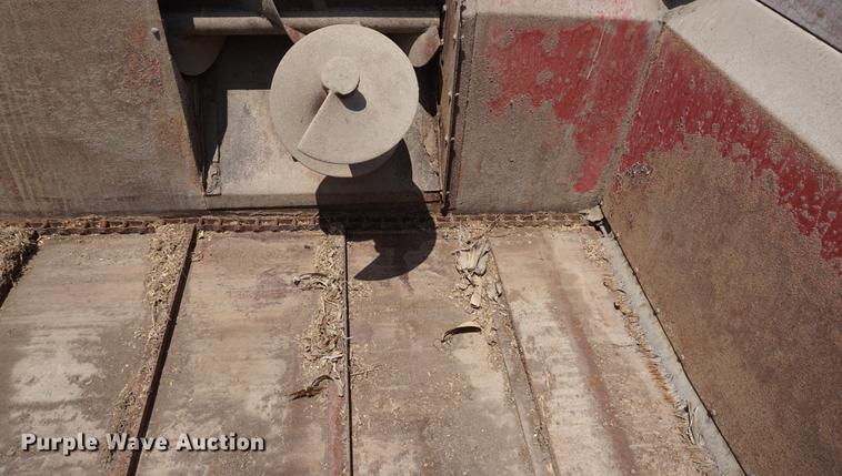 image for item DD7771 Schuler 175CM Cycle Mix feed wagon